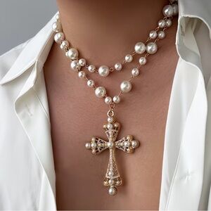 Elegant Pearl and Gold Cross Necklace